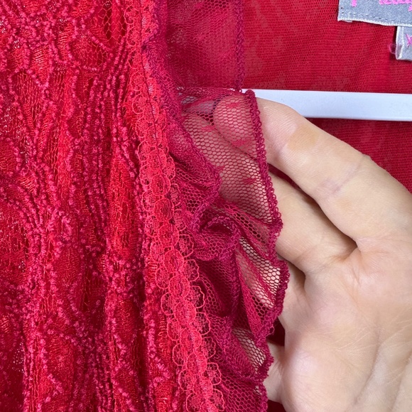 PRETTY ANGEL Gorgeous Red Gypsy Goth Boho Lace One Button Ruffle Top / Size XL - Picture 12 of 16